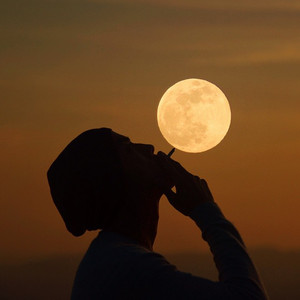 女人脱👙给女人摸🐻
